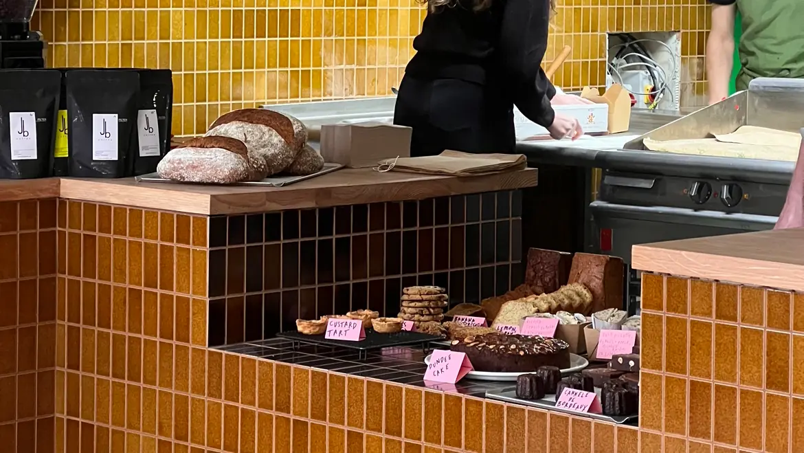 OUTLIER — Restaurants in Glasgow
