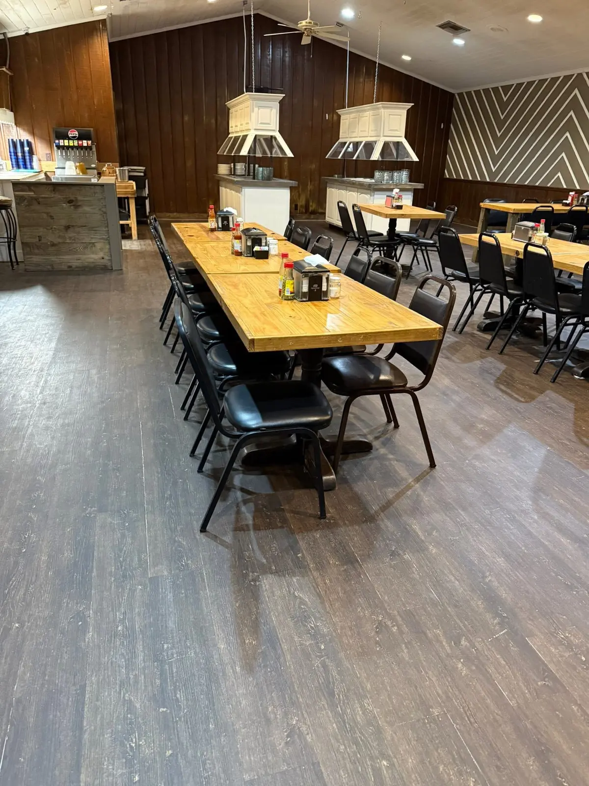 The Sawmeal Restaurant — American Restaurants in Brent
