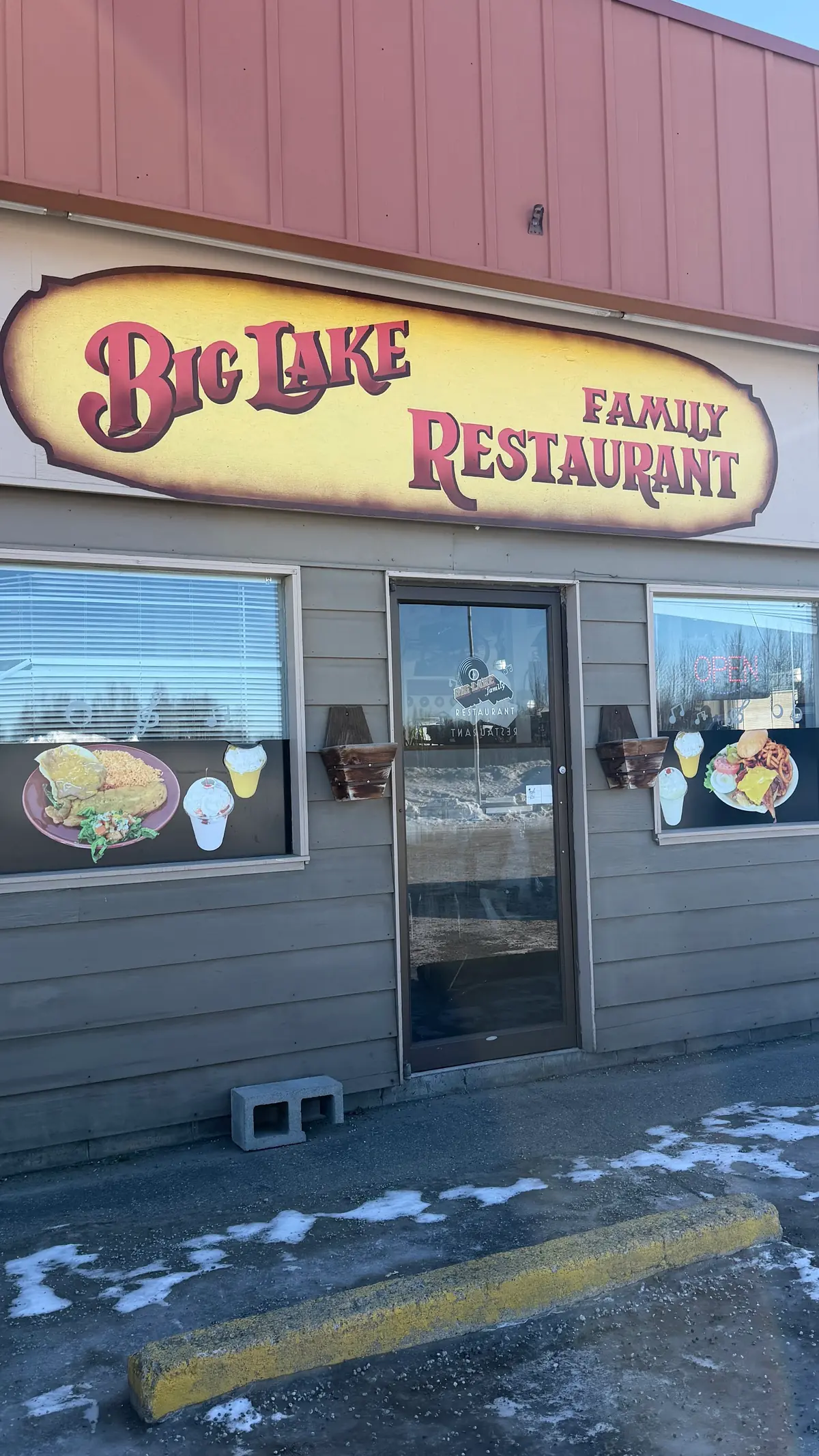 Big Lake Family Restaurant — American Restaurants in Houston