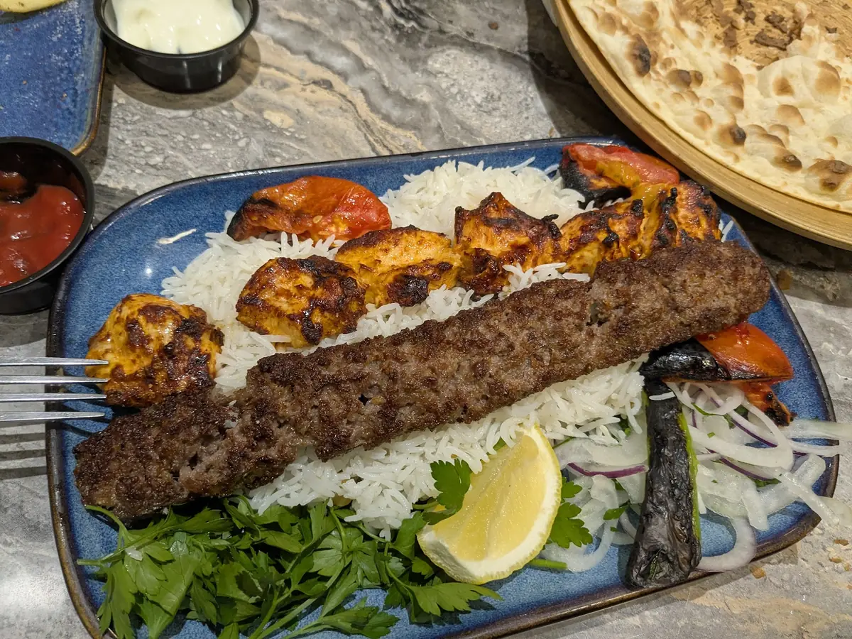 Azmar Restaurant photo (photo 2 of 3)