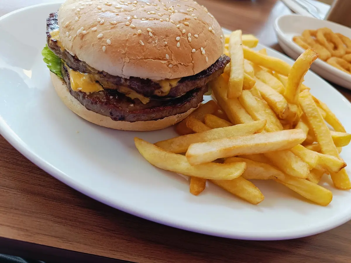 Jenny's Restaurants - Kettering photo (photo 1 of 3)