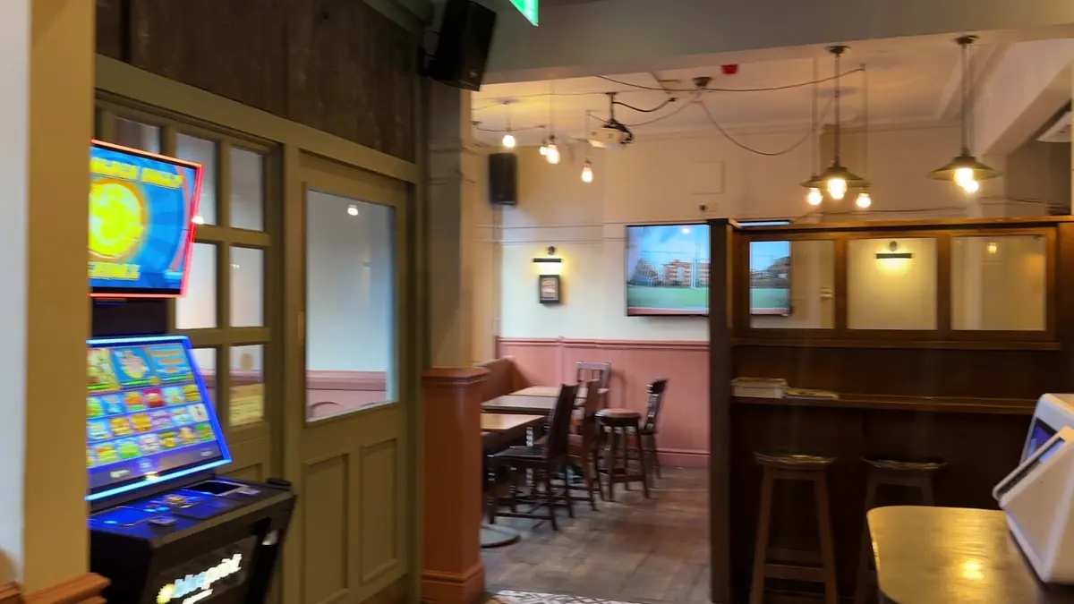 Cross Keys Hotel Knutsford photo (photo 1 of 3)