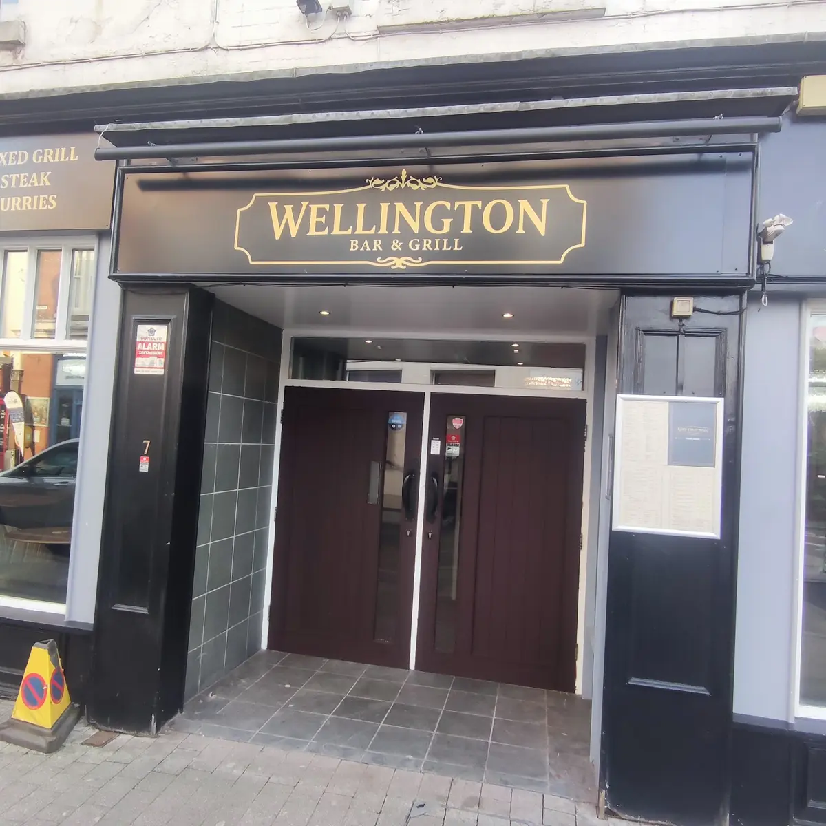 Wellington Bar & Grill