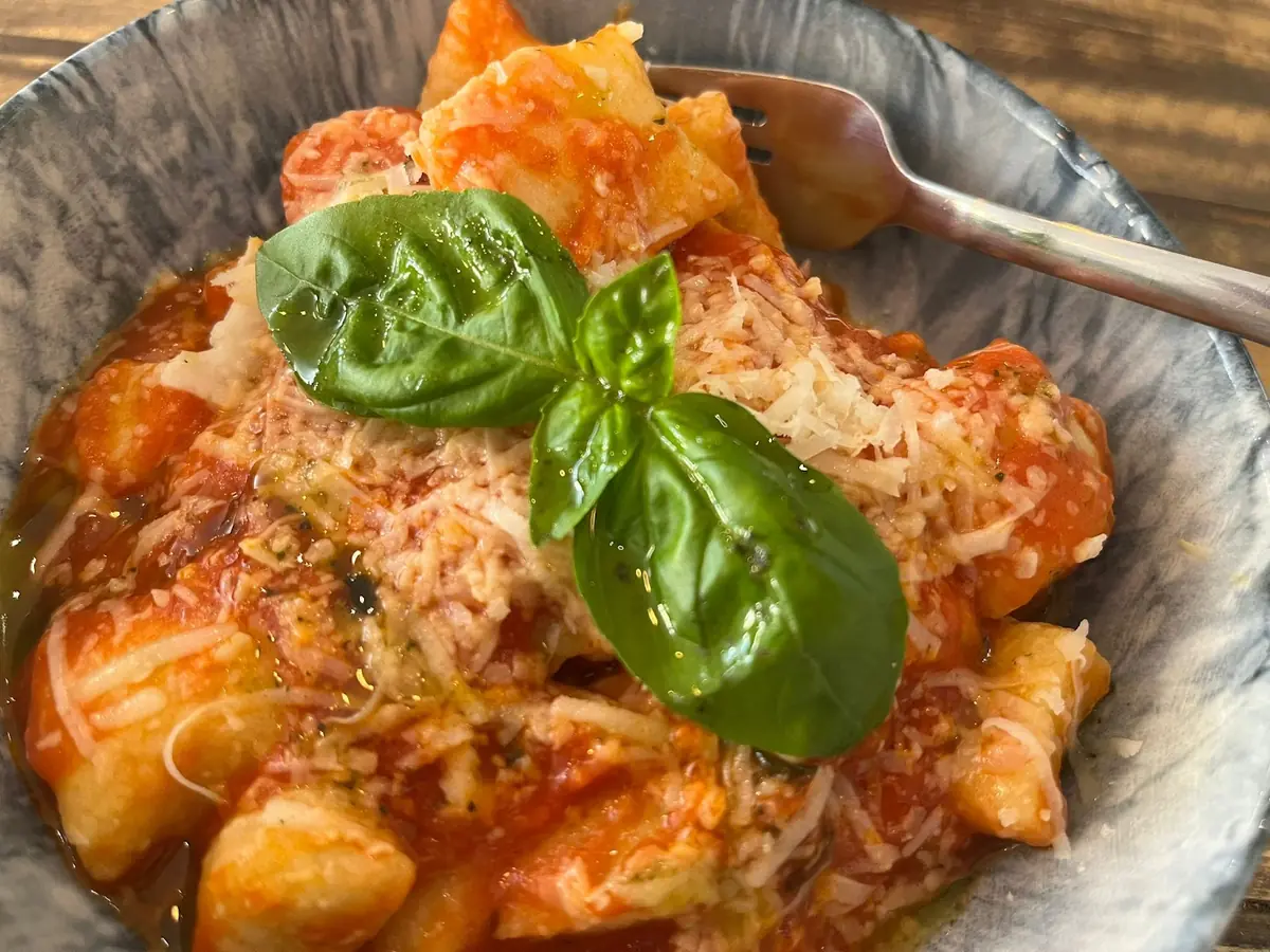 La Trattoria Italian Restaurant & Bar photo (photo 1 of 3)