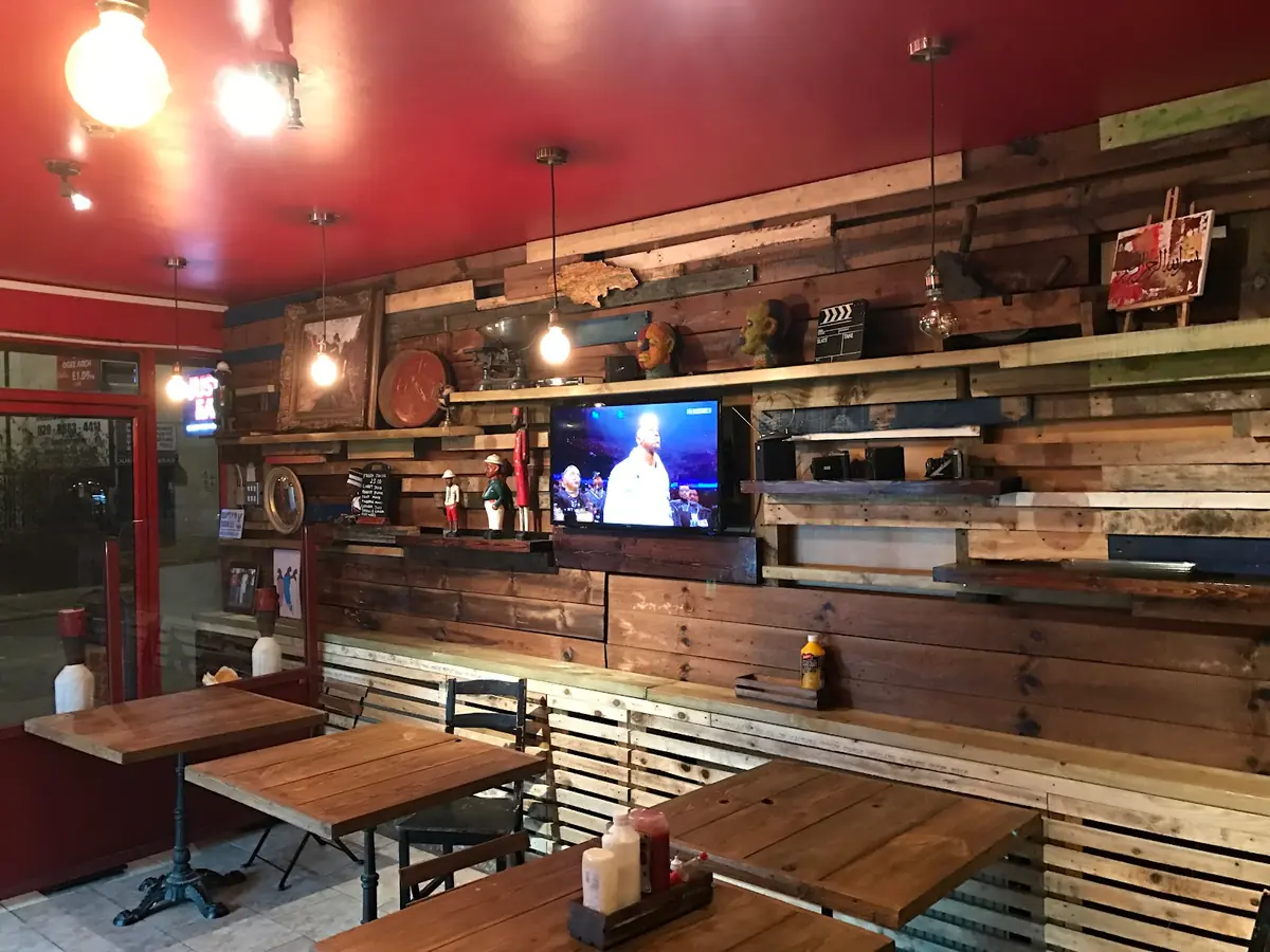 tanners Grill photo (photo 3 of 3)