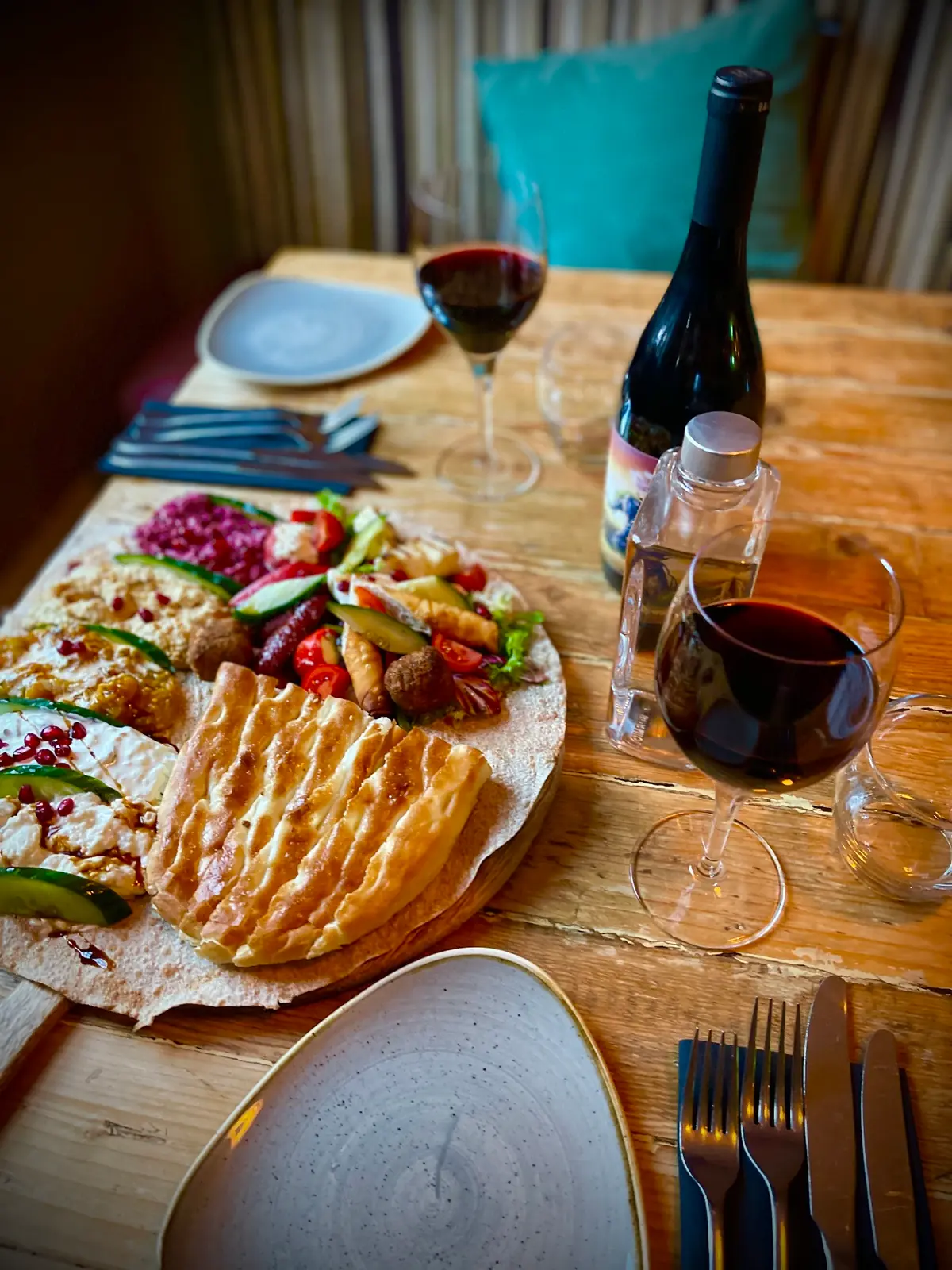 Elma Restaurant photo (photo 2 of 3)