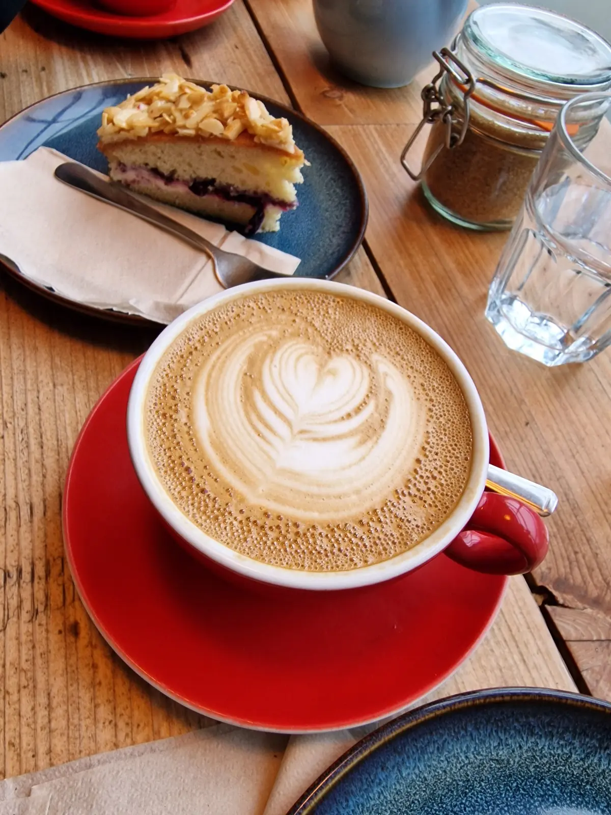 Kuna Cafe & Bakery photo (photo 1 of 3)
