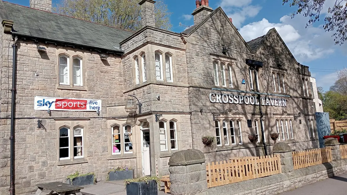 Crosspool Tavern photo (photo 2 of 3)