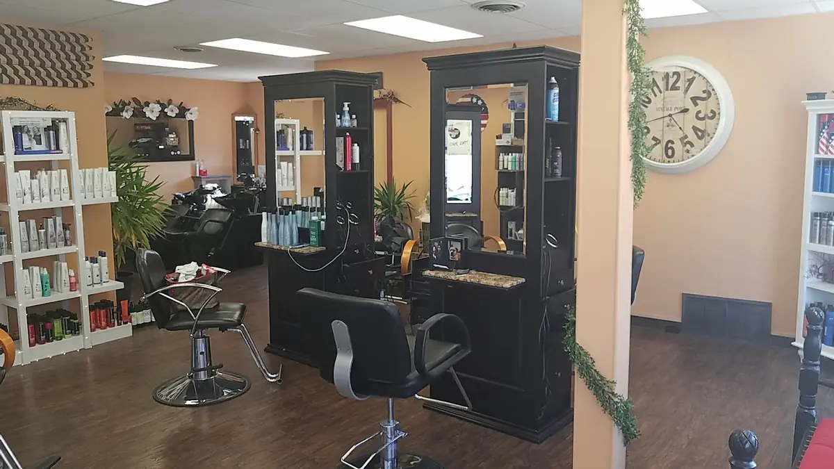 Freedom Beauty — Beauty Salons in Rochester
