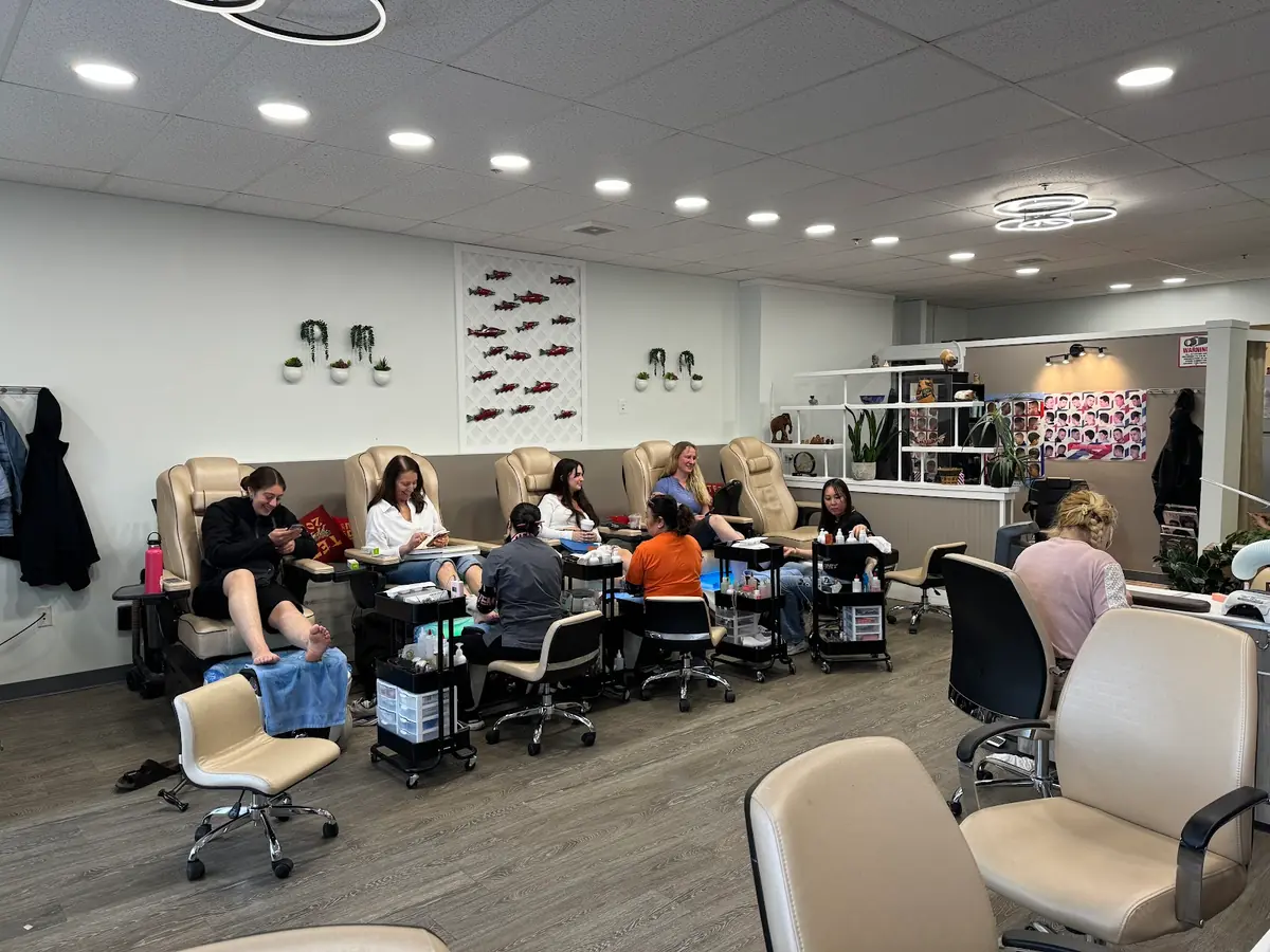 Capital Hair & Nails photo (photo 3 of 3)