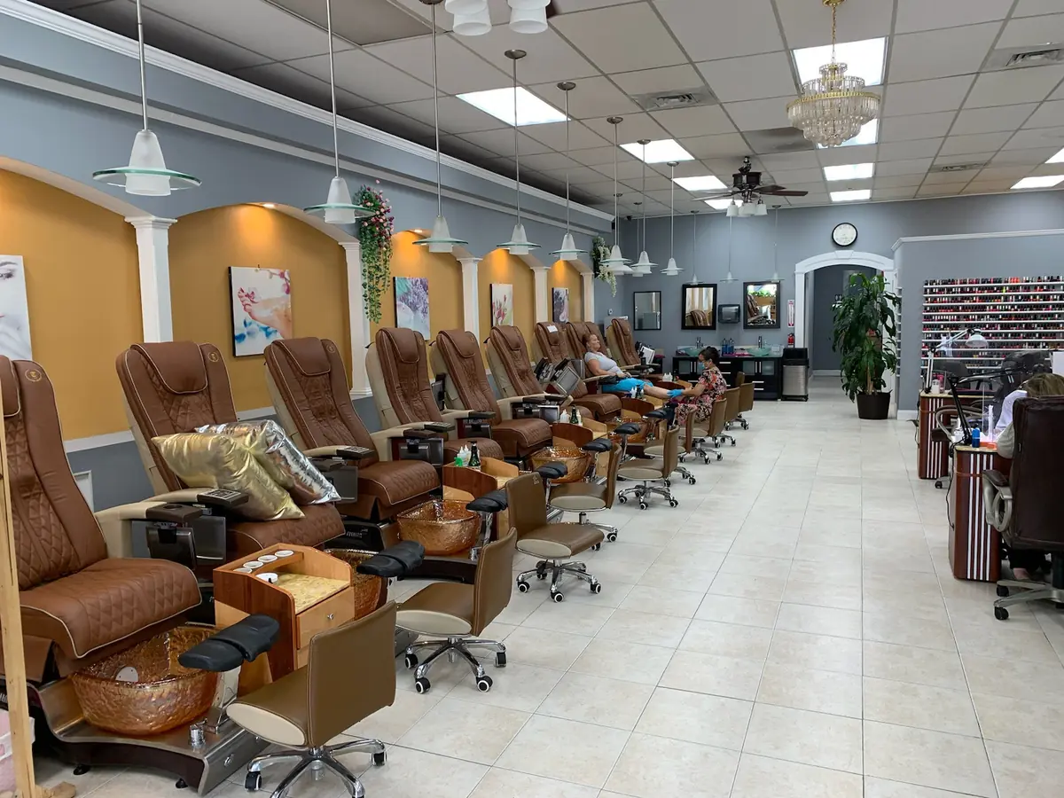 VIP Salon & Spa photo (photo 1 of 3)