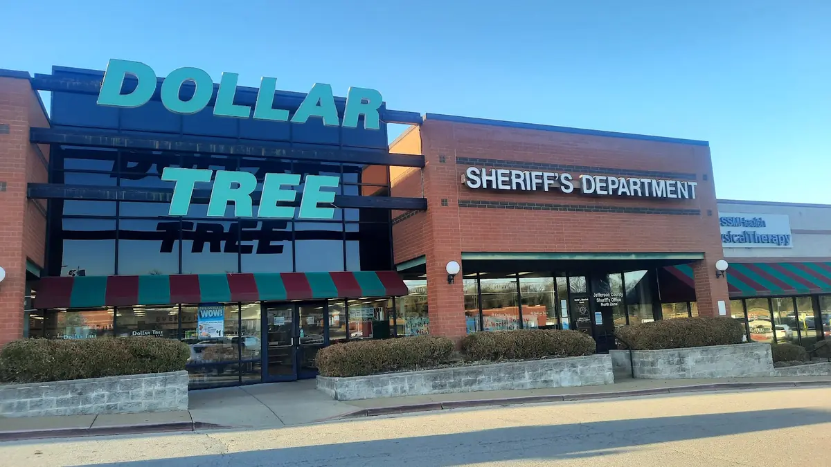 Gravois-Dillon Plaza — Shopping Malls in High Ridge