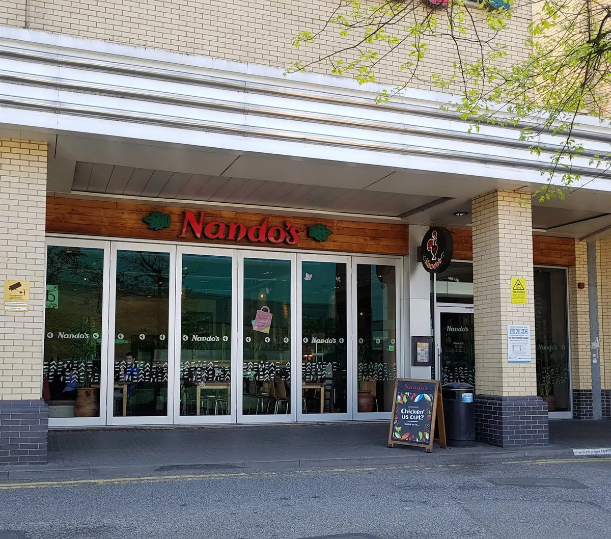 Nando's Croydon - Valley Leisure Park photo (photo 1 of 3)