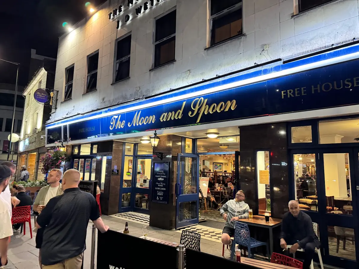 The Moon and Spoon