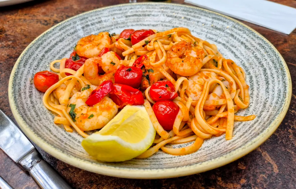 La Luna — Italian restaurants in Halifax