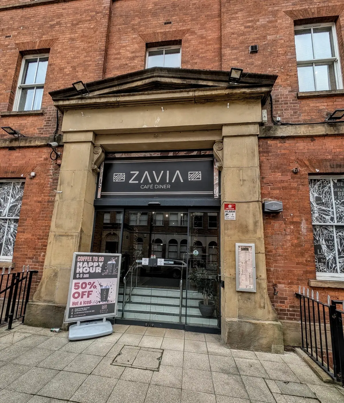 ZAVIA CAFE Brunch & Diner photo (photo 2 of 3)