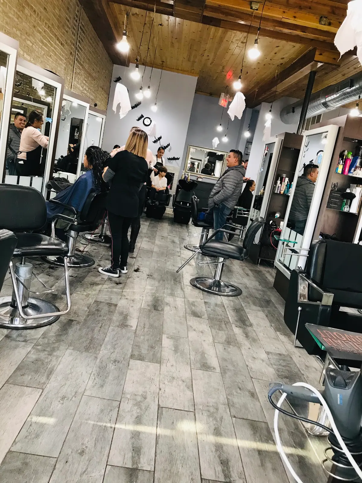 Salon Impressions photo (photo 1 of 3)