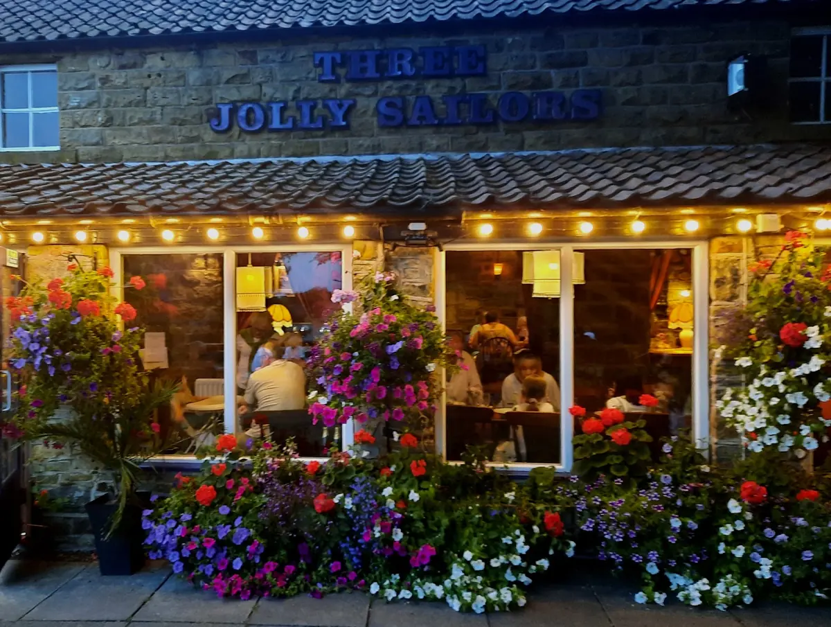 Three Jolly Sailors photo (photo 1 of 3)