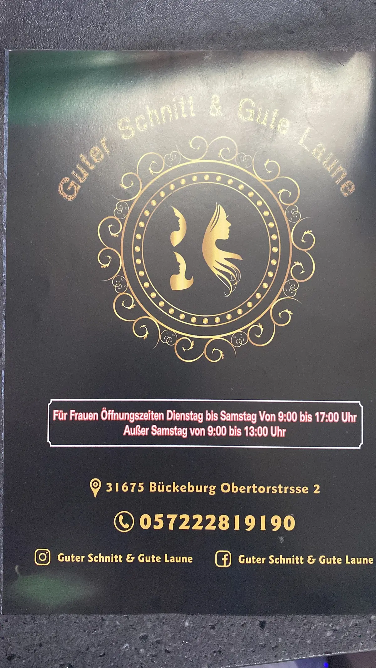 Guter Schnitt, Gute Laune — Hair Salons in Buckeburg