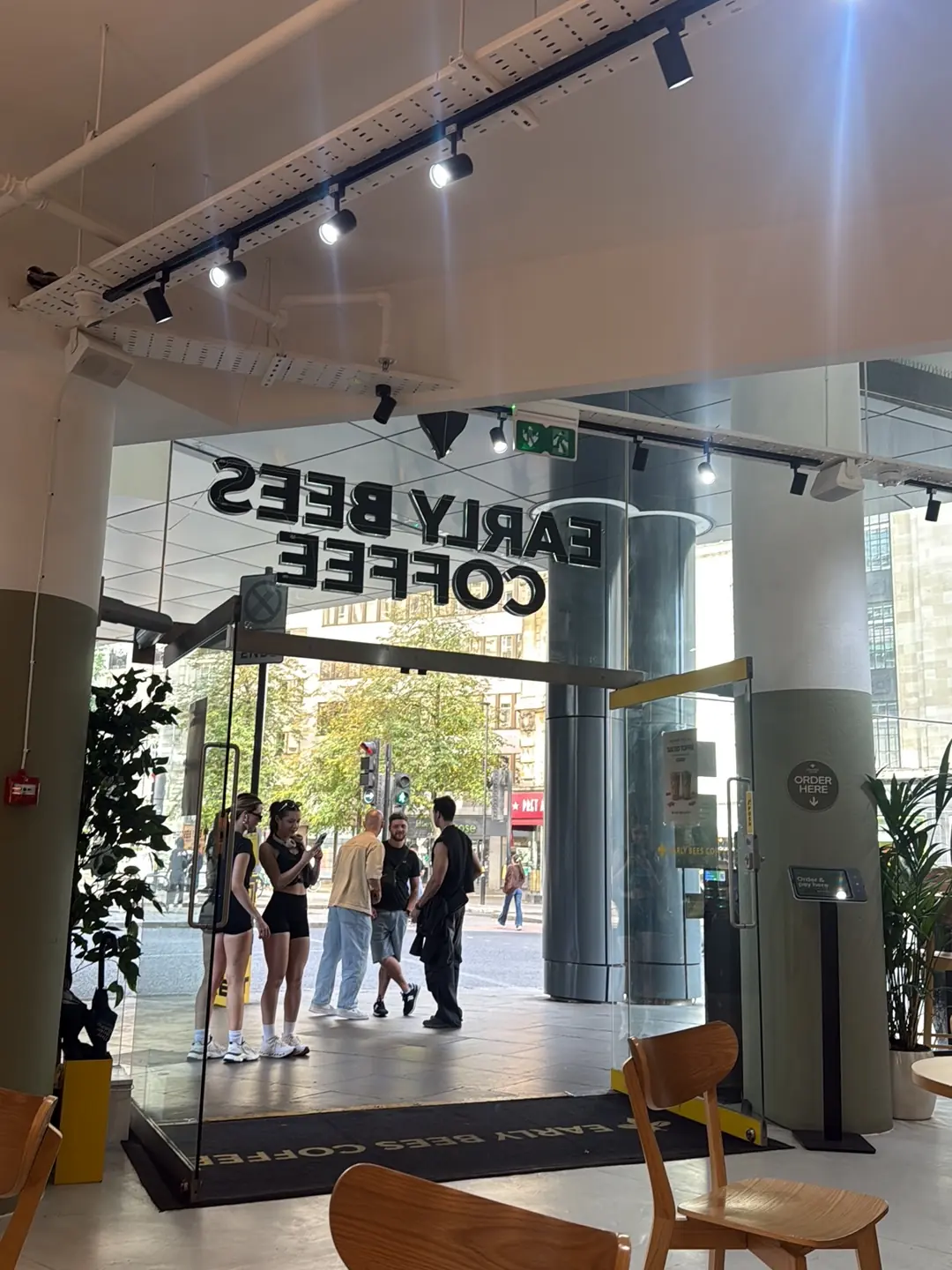 Early Bees Coffee Holborn — Coffee shops in London