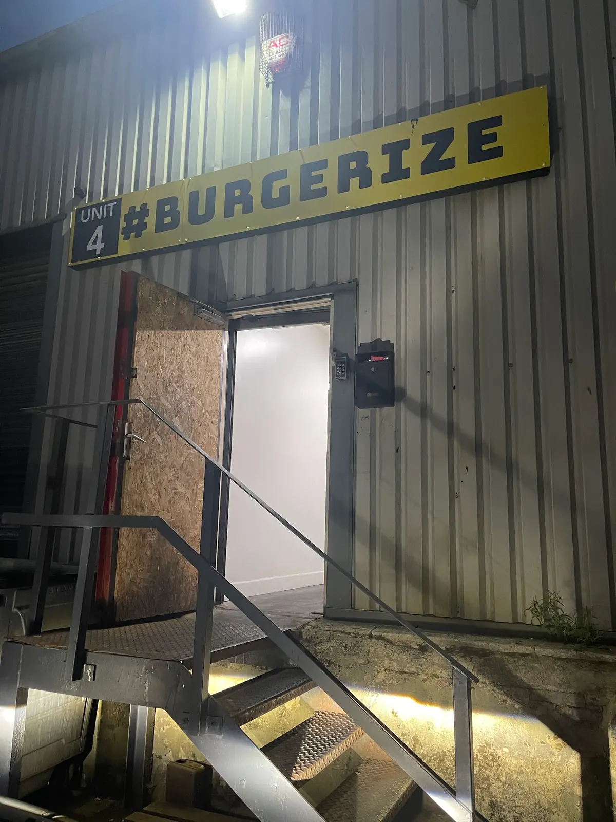 Burgerize — Burger Restaurants in Bradford