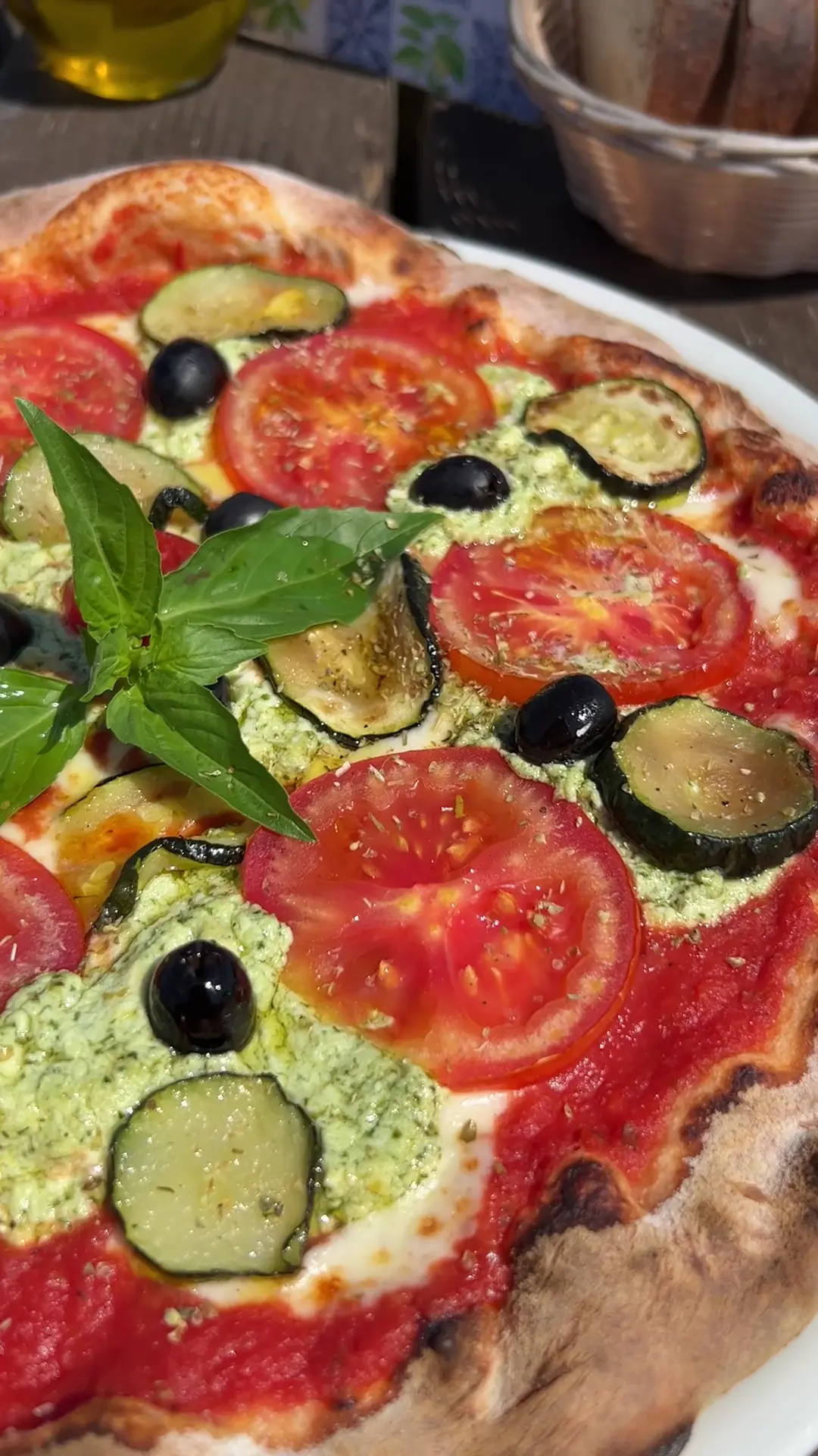 Enzo's Kitchen & Pizzeria photo (photo 1 of 3)