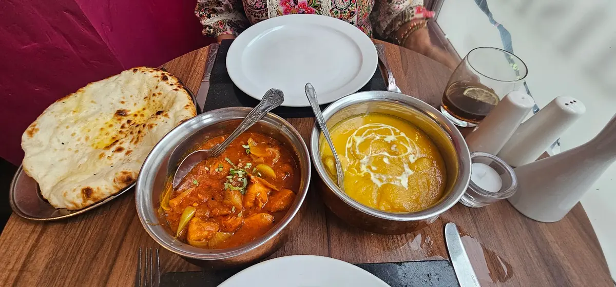 Sima Tandoori photo (photo 2 of 3)