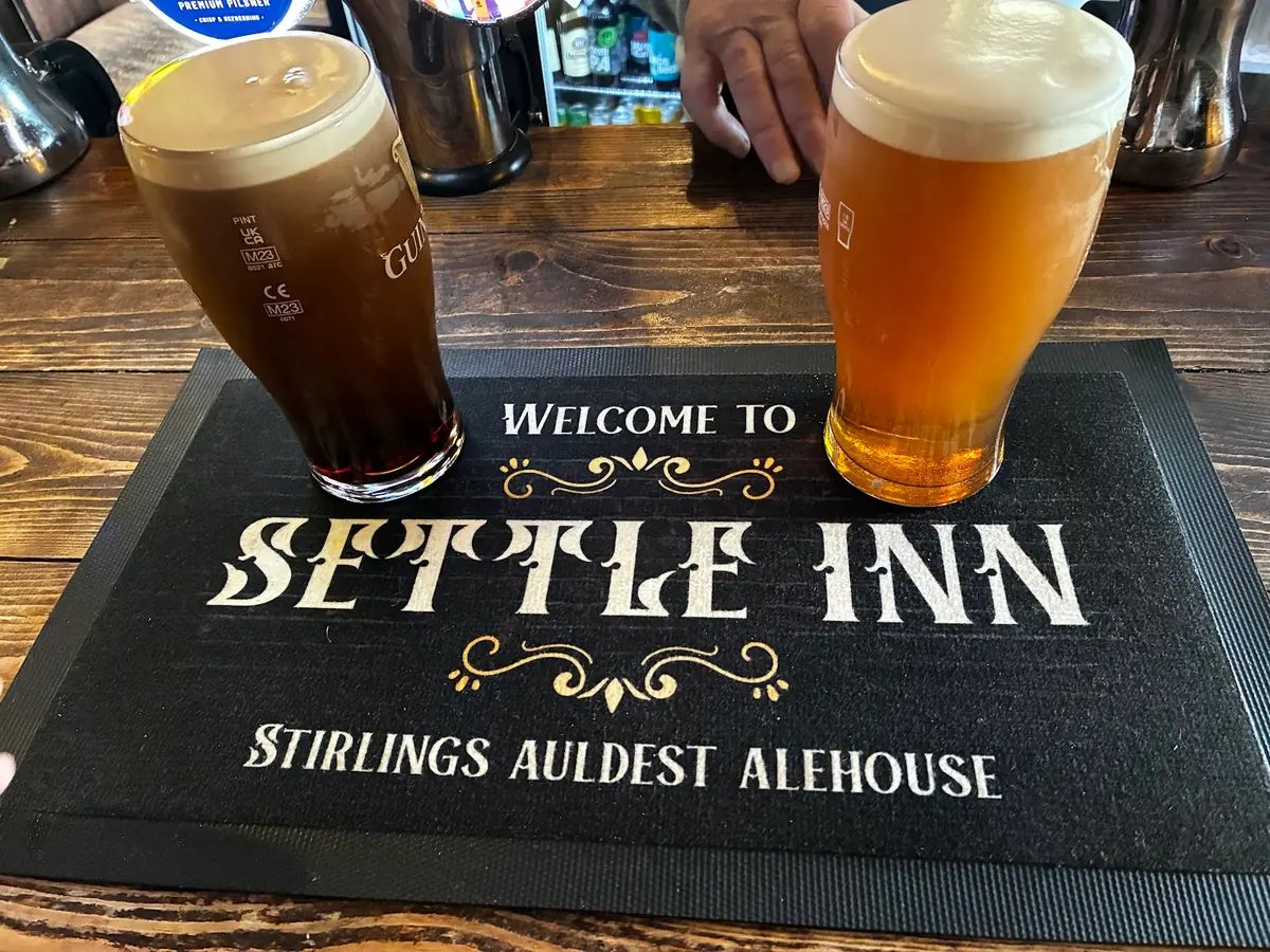 Settle Inn — Bars in Stirling