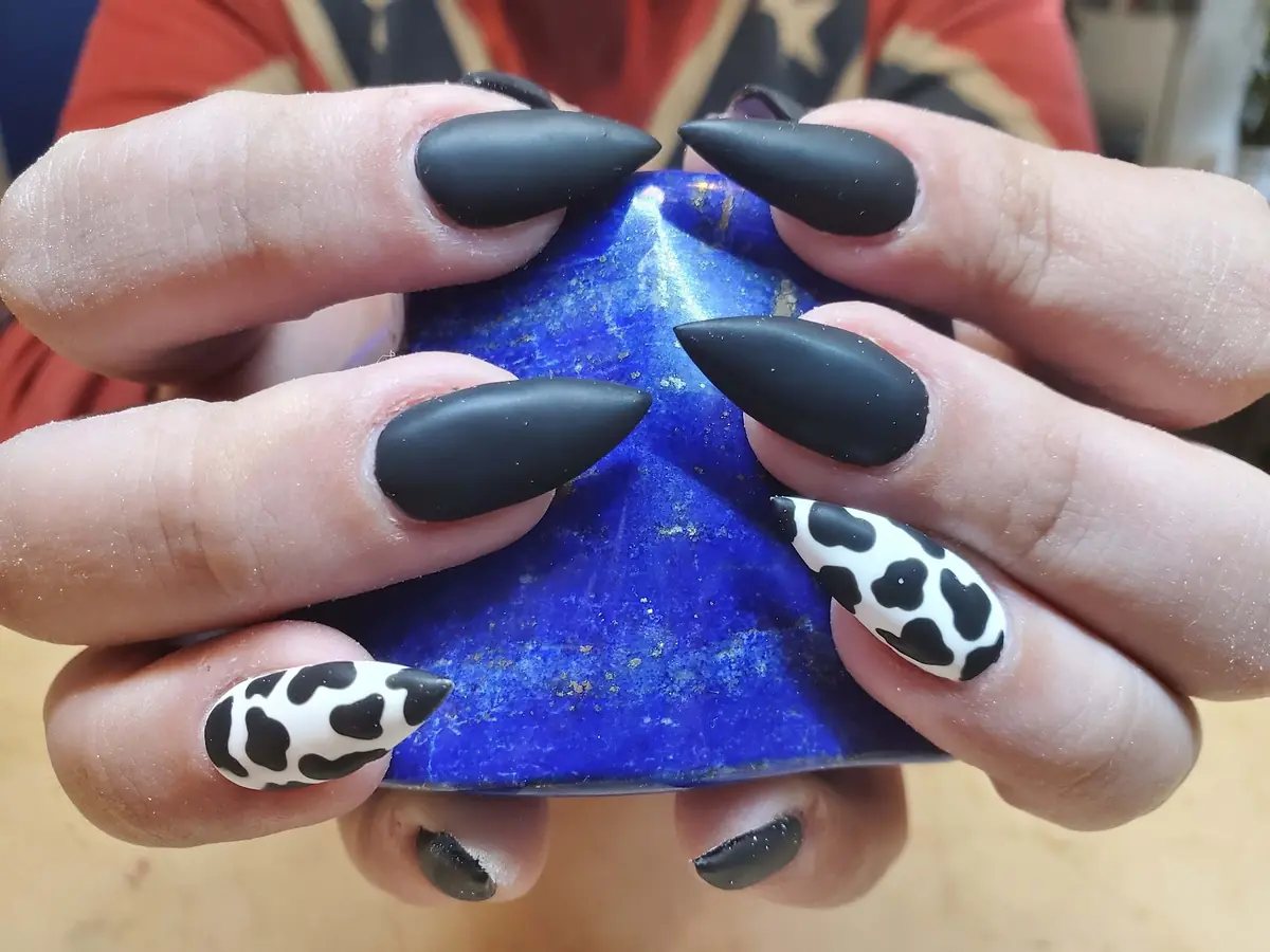 Hamilton Nail & Spa photo (photo 3 of 3)