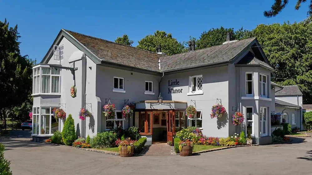 Little Manor photo (photo 2 of 3)