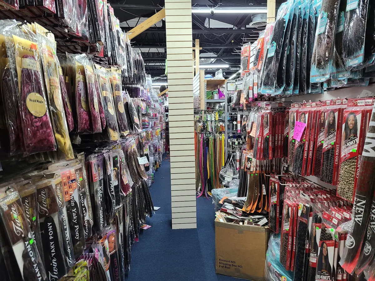 Young's Beauty Supply photo (photo 1 of 3)