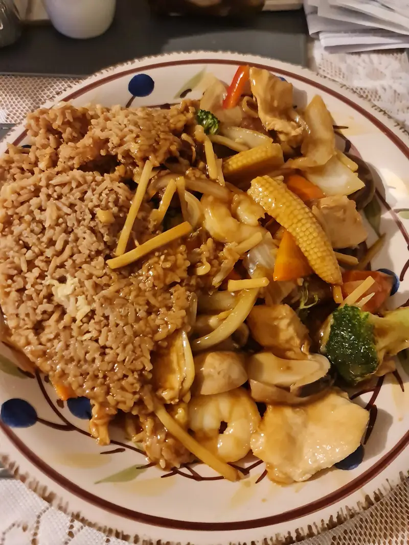 Sky Chinese Takeaway photo (photo 3 of 3)