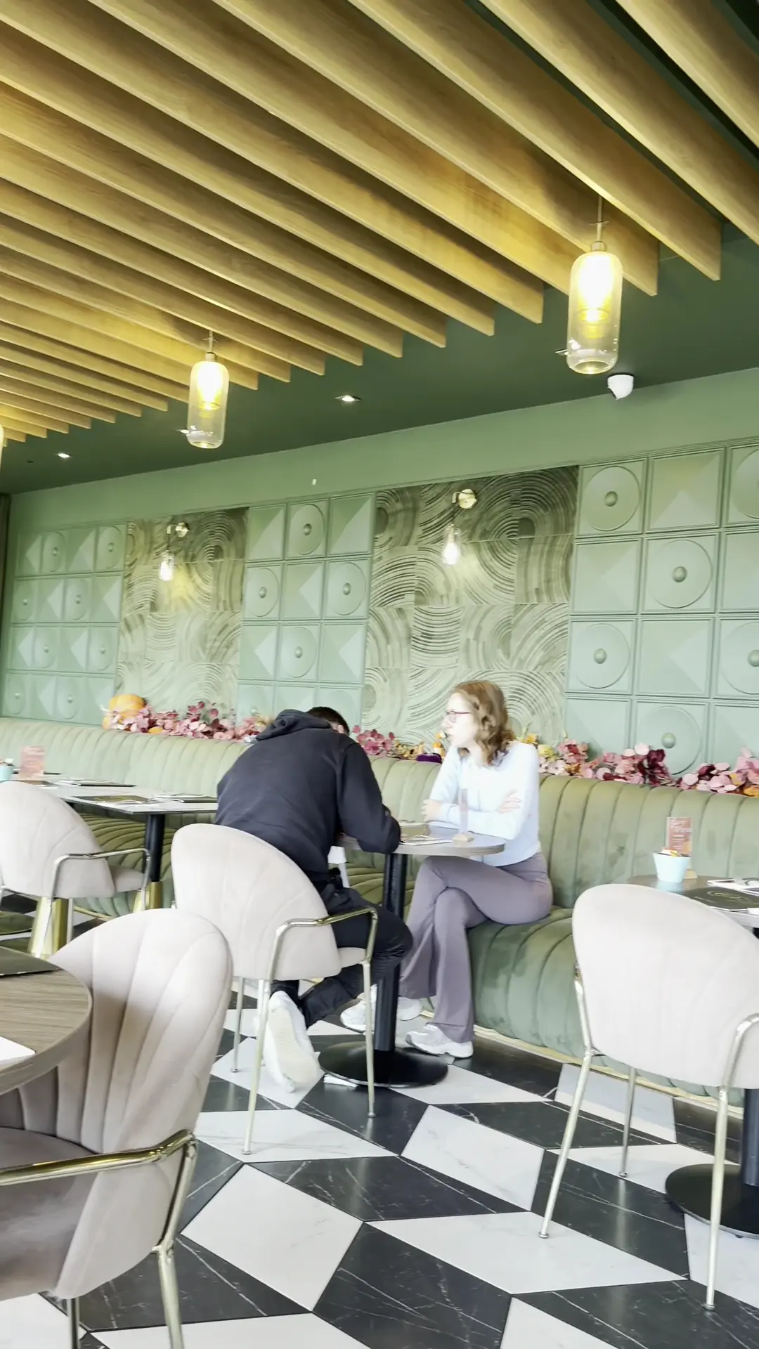 CAFE CAPRI LOUNGE photo (photo 1 of 3)