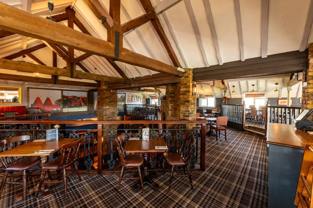 Newnham Court Inn — Bars in Maidstone