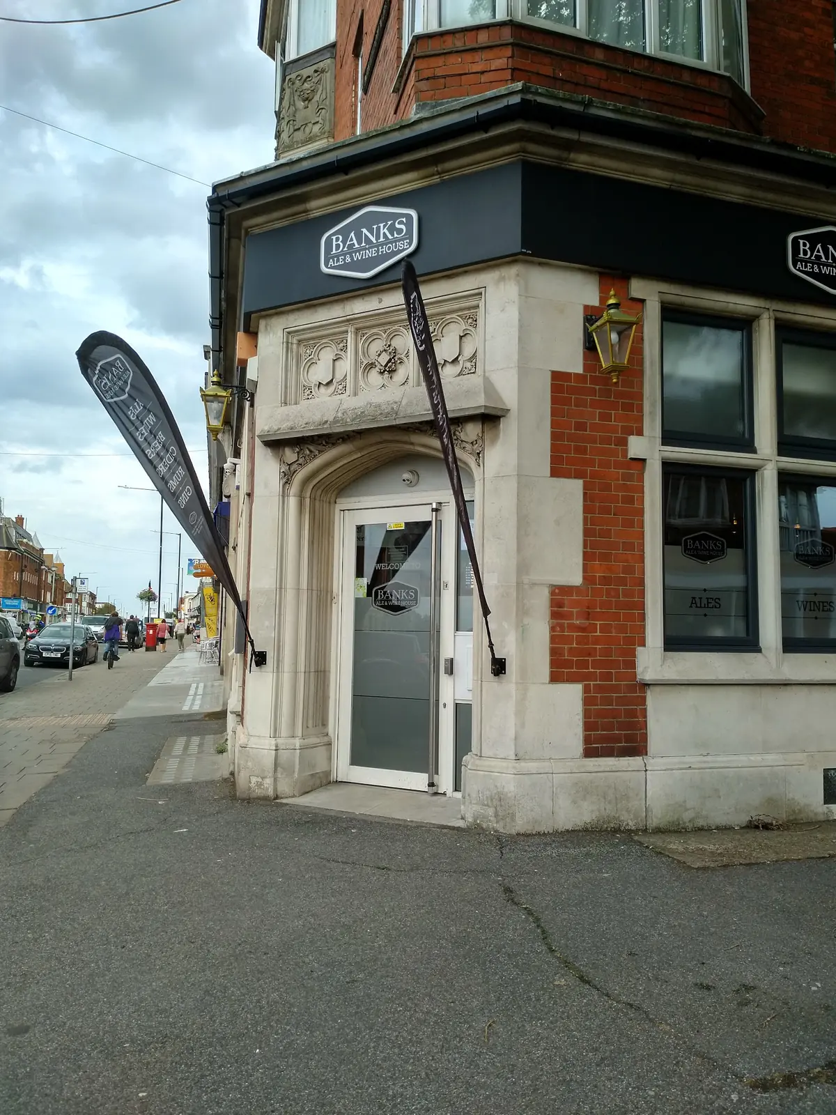 Banks Ale & Wine House — Wine bars in Margate