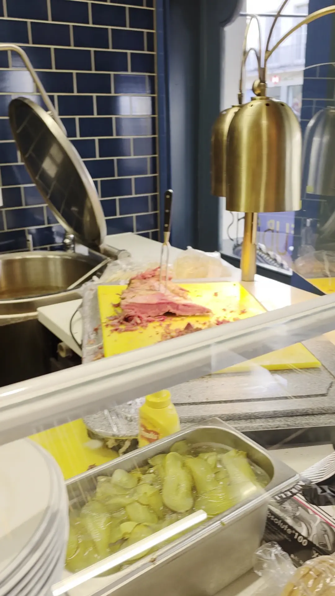 Reubens Deli & Restaurant photo (photo 1 of 3)
