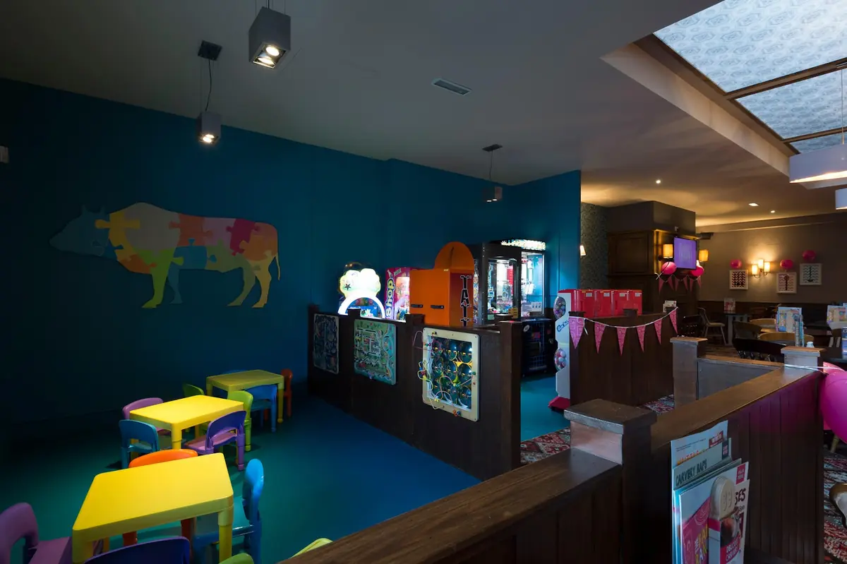 Trawlerman — Bars in Cleethorpes