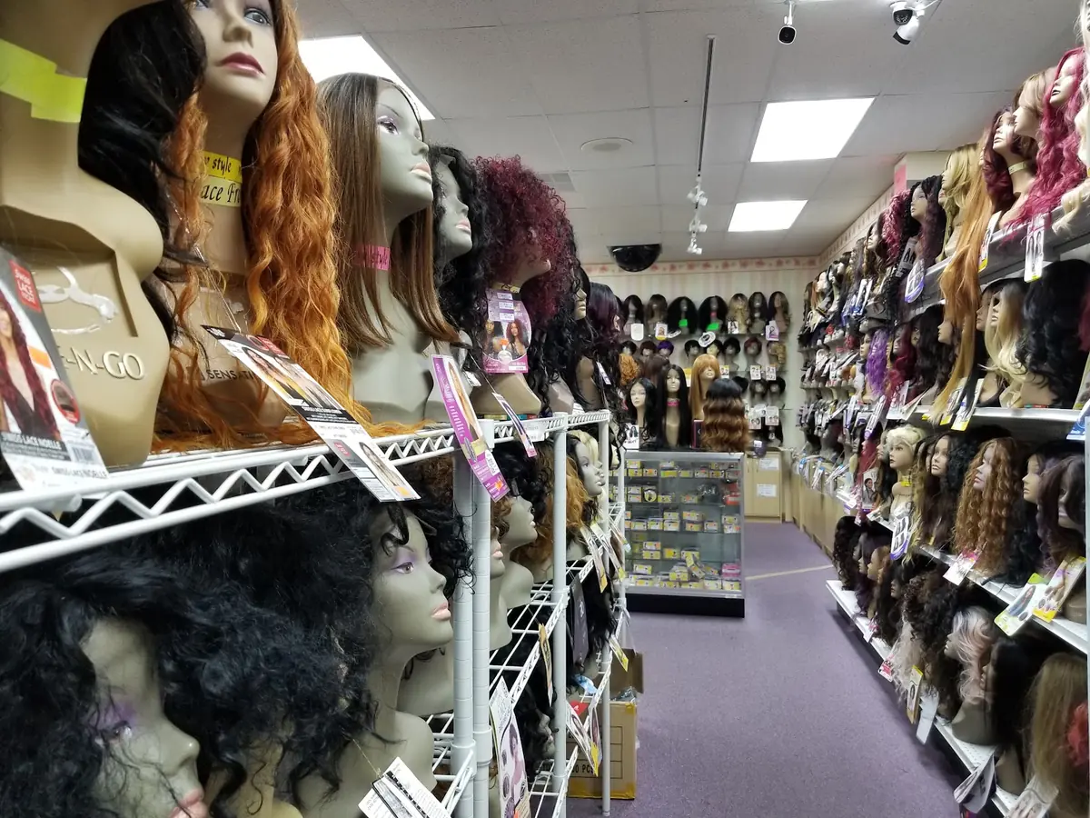 JC Mart Beauty Supply photo (photo 1 of 3)