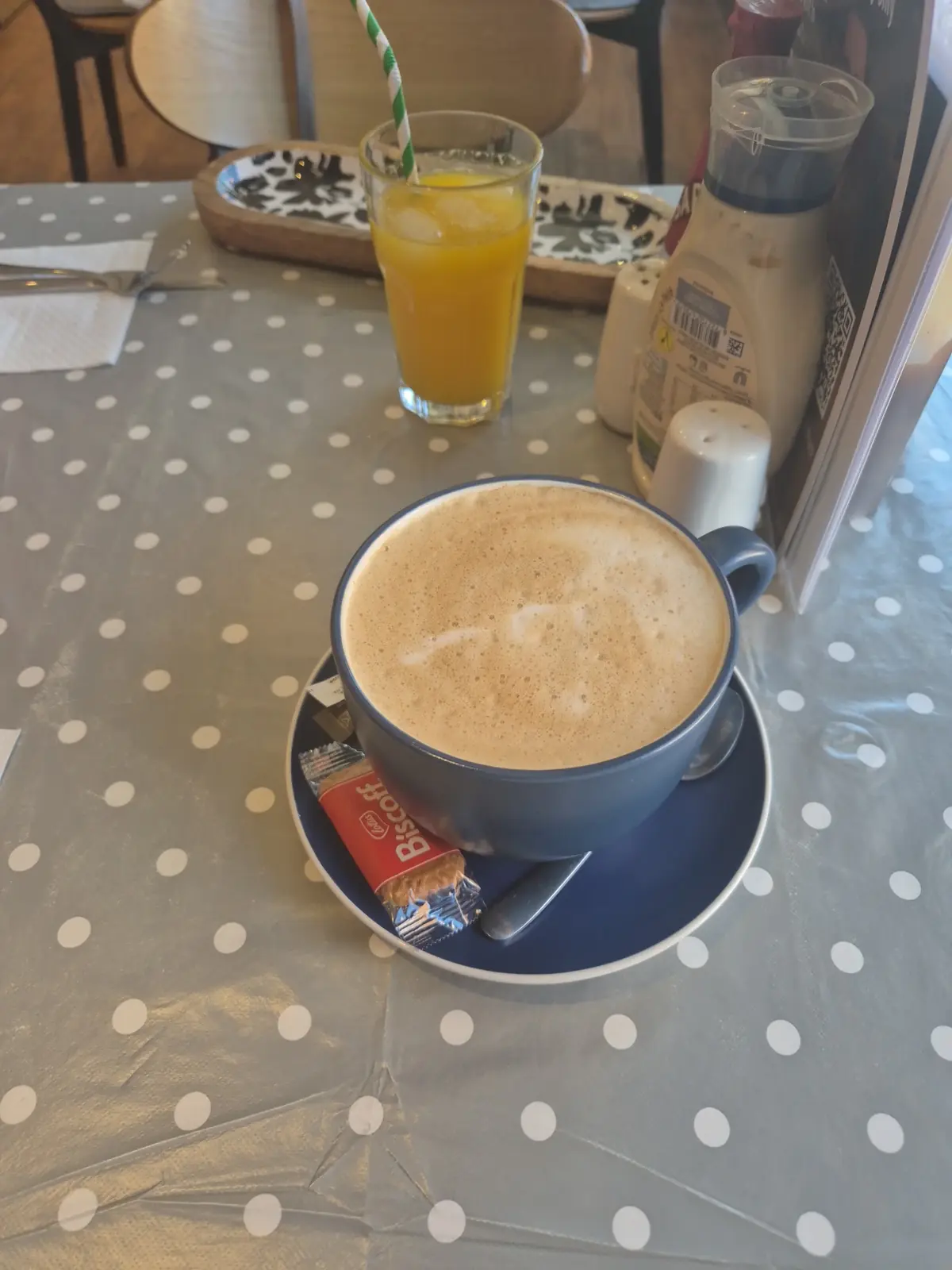 Owl's Cafe photo (photo 2 of 3)