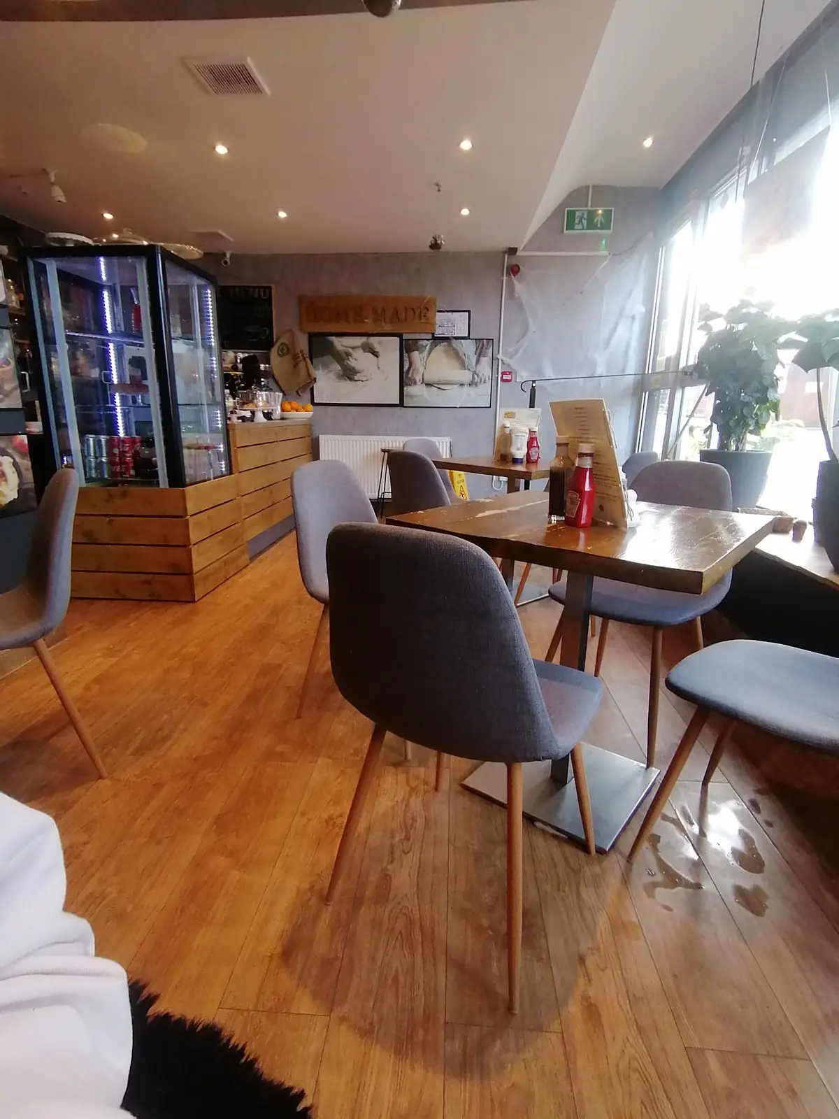 Owl's Cafe photo (photo 1 of 3)