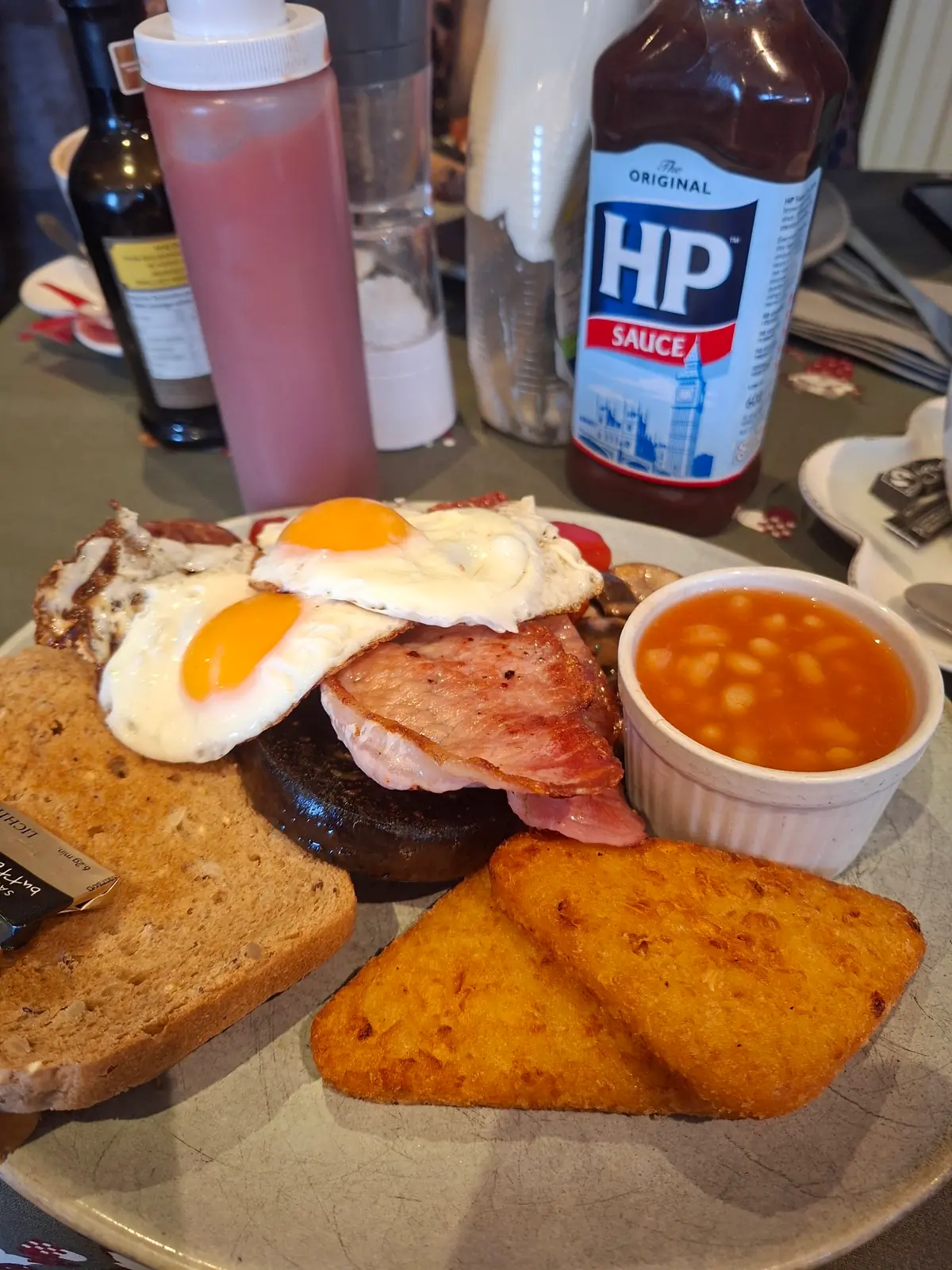 Owl's Cafe — Cafes in Oldham