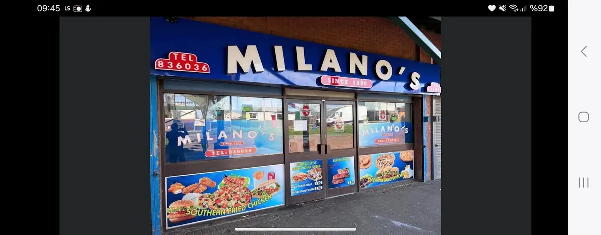 Inside Milanos Pizza, Hull