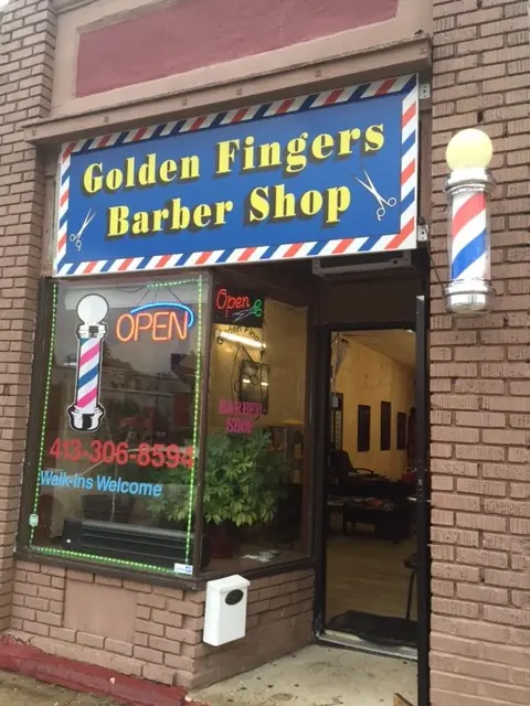 Golden Fingers Barbershop photo (photo 1 of 3)