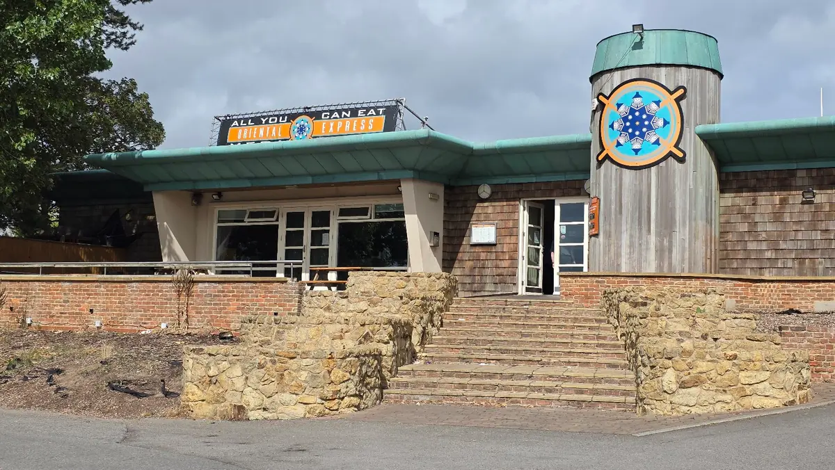 Oriental Express — Restaurants in Cleethorpes