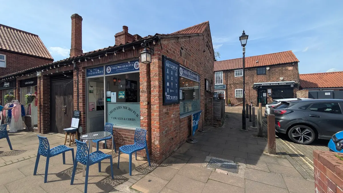 Chequers Micropub photo (photo 2 of 3)