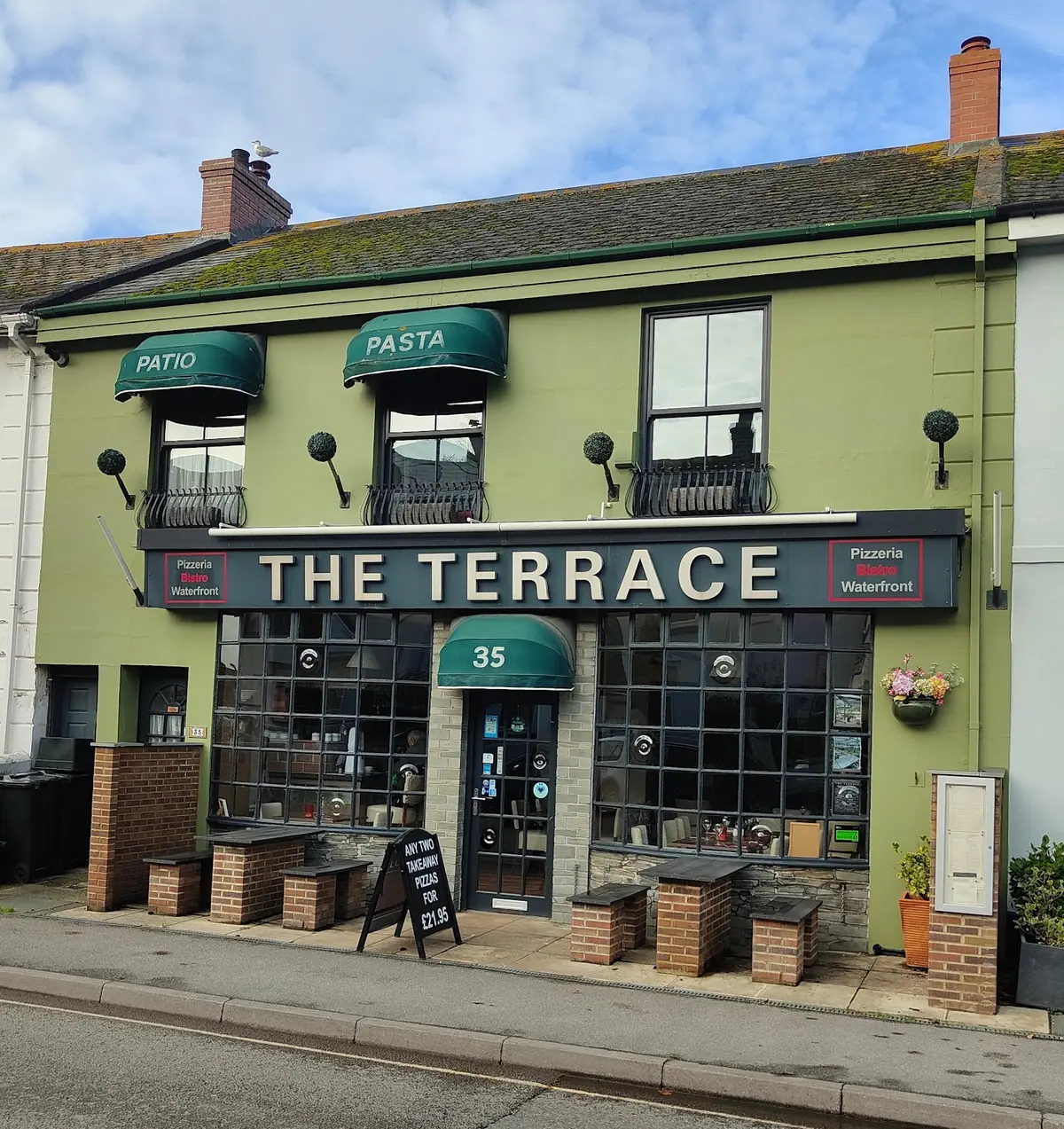 The Terrace — Italian restaurants in Hayle