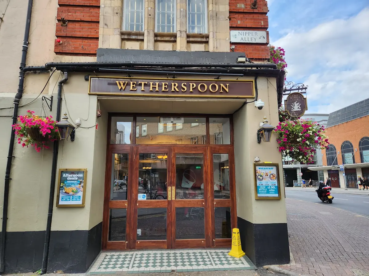 The King's Tun — Bars in Kingston Upon Thames