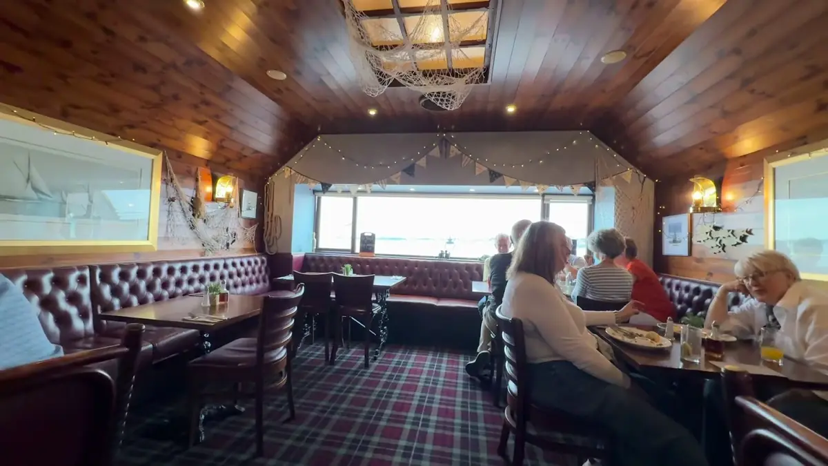 The Ship Inn & Waterfront Restaurant photo (photo 1 of 3)