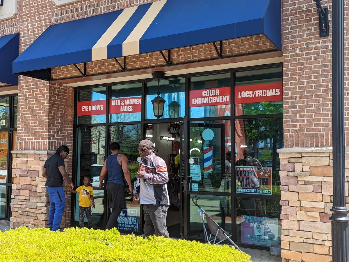 Urban Bladez Barber Shop and Salon photo (photo 1 of 3)