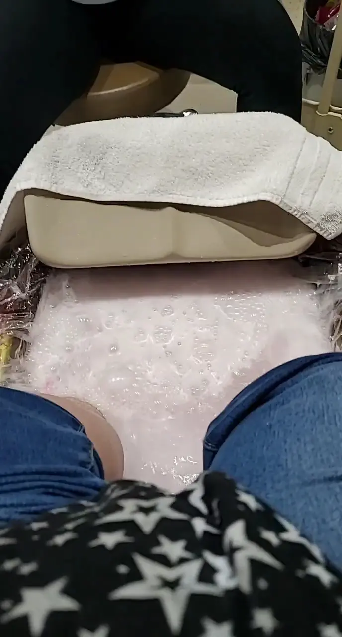 Pedi Spa - Nail Bar photo (photo 2 of 3)